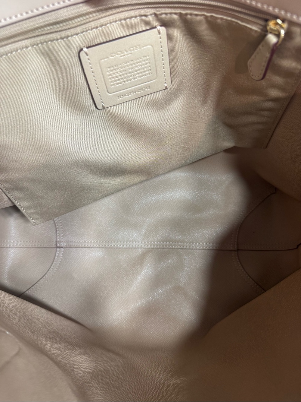 Coach Peach Floral Leather Tote with Gold Logo - Picture 4 of 4